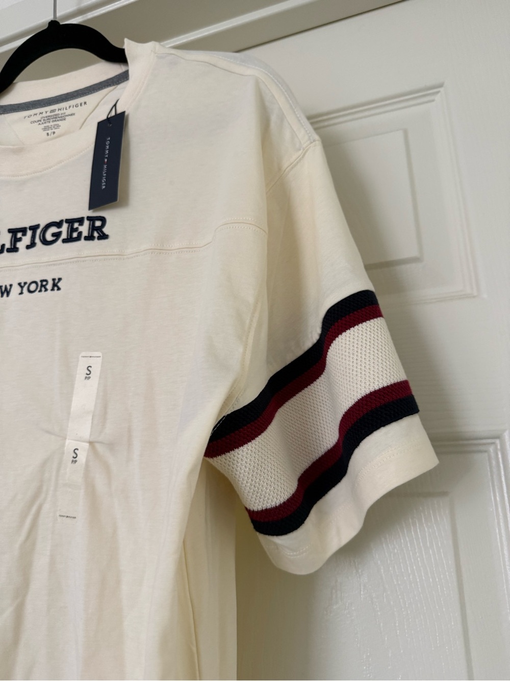 Tommy Hilfiger Cream 'Hilfiger New York' Oversized Short Sleeve Shirt - Picture 6 of 9